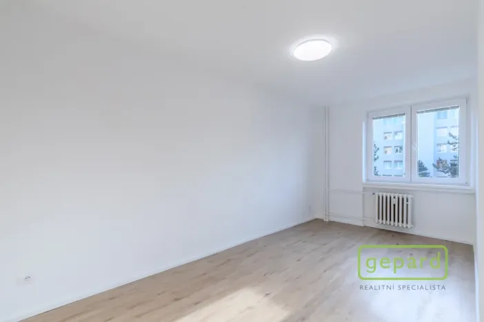 Prodej bytu 3+1, Praha, Hrusická, 73 m2