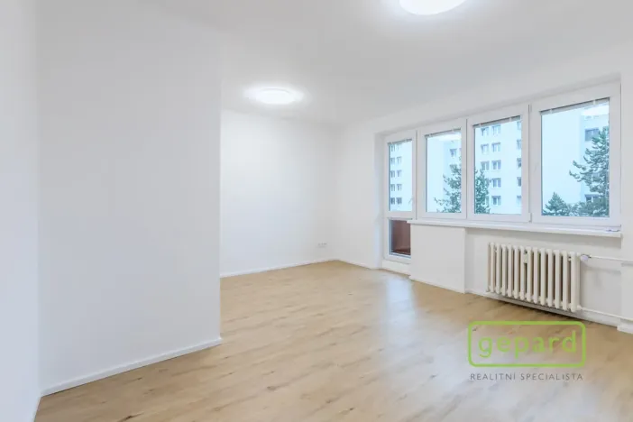 Prodej bytu 3+1, Praha, Hrusická, 73 m2