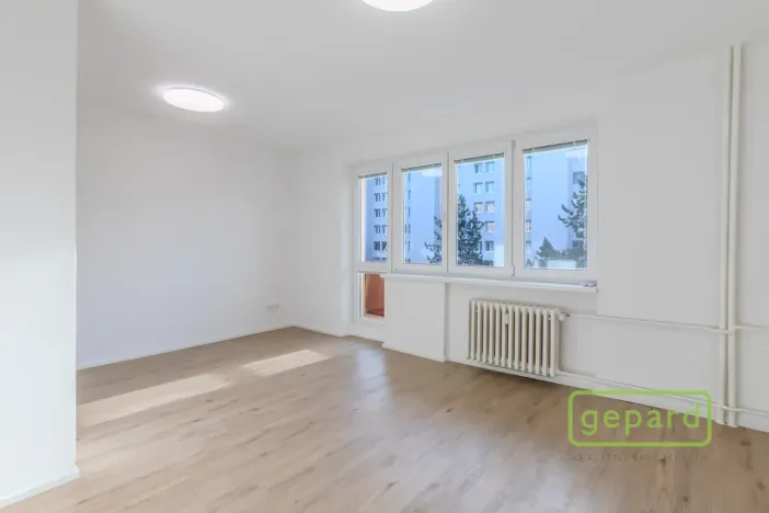 Prodej bytu 3+1, Praha, Hrusická, 73 m2