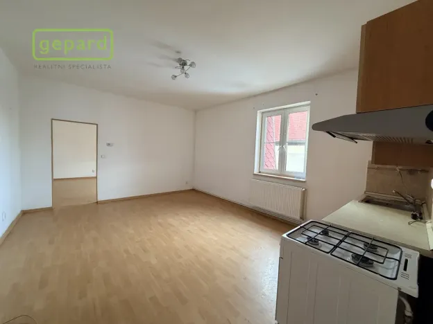 Pronájem bytu 2+kk, Sokolov, Křížová, 51 m2