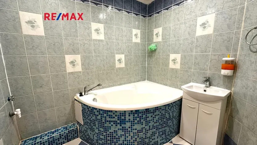 Pronájem bytu 3+1, Kladno, Litevská, 66 m2