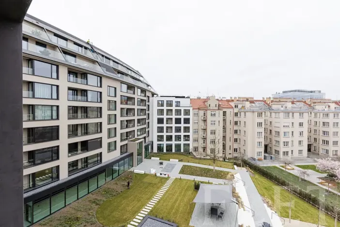 Pronájem bytu 2+kk, Praha - Bubeneč, Vítězné náměstí, 47 m2