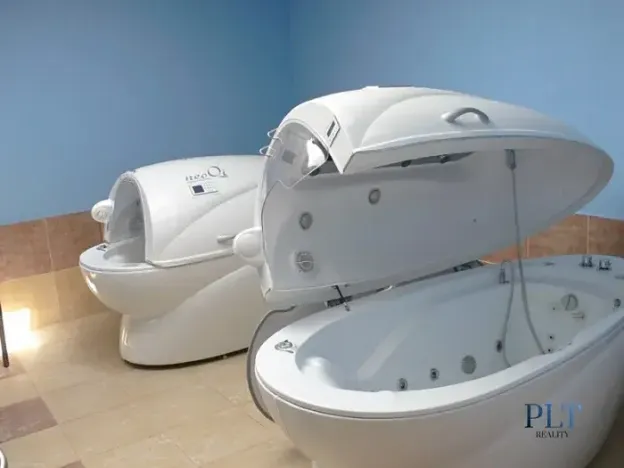 Prodej komerční nemovitosti, Chrastava, Bílokostelecká, 37700 m2