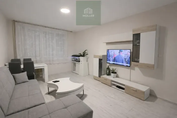 Pronájem bytu 4+1, Plzeň - Skvrňany, Macháčkova, 88 m2