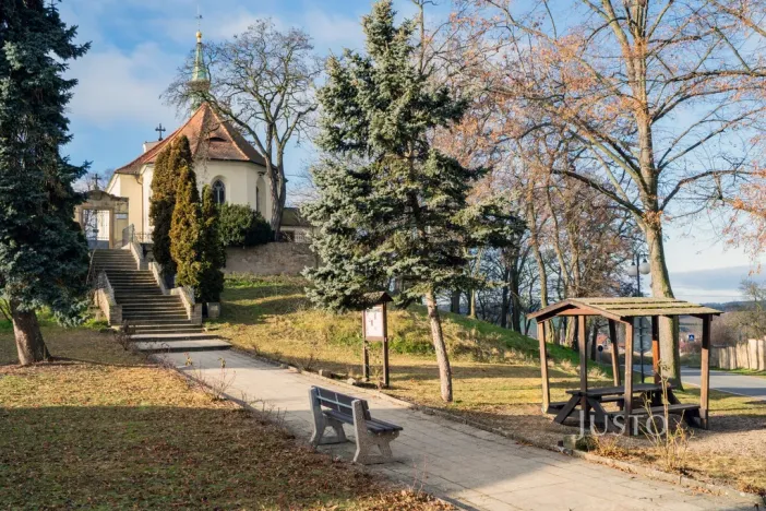 Prodej pozemku pro bydlení, Tuřany, 742 m2