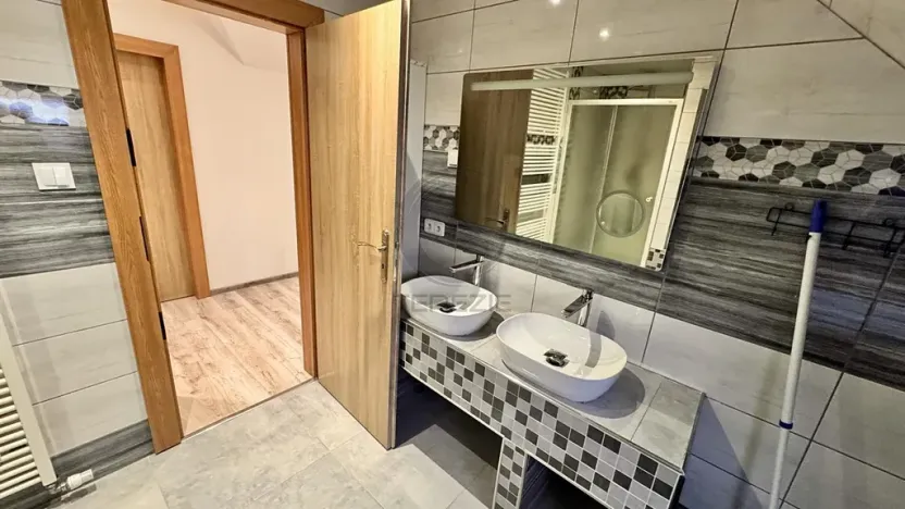 Pronájem bytu 2+1, Chomutov, Karlovarská, 81 m2