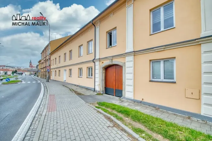 Prodej bytu 2+kk, Hranice, Třída Československé armády, 55 m2