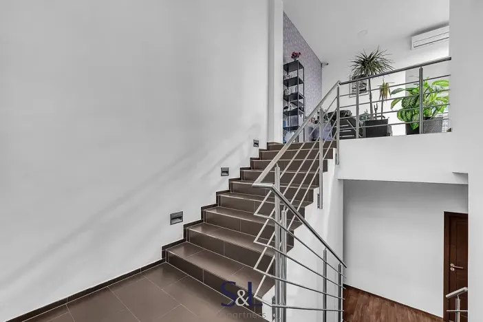 Pronájem obchodního prostoru, Liberec, Moskevská, 153 m2