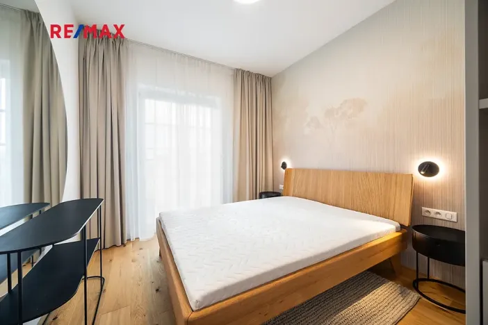 Pronájem bytu 2+kk, Praha - Vinohrady, Slezská, 43 m2