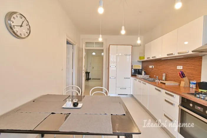 Pronájem bytu 2+1, Brno, Tyršova, 73 m2