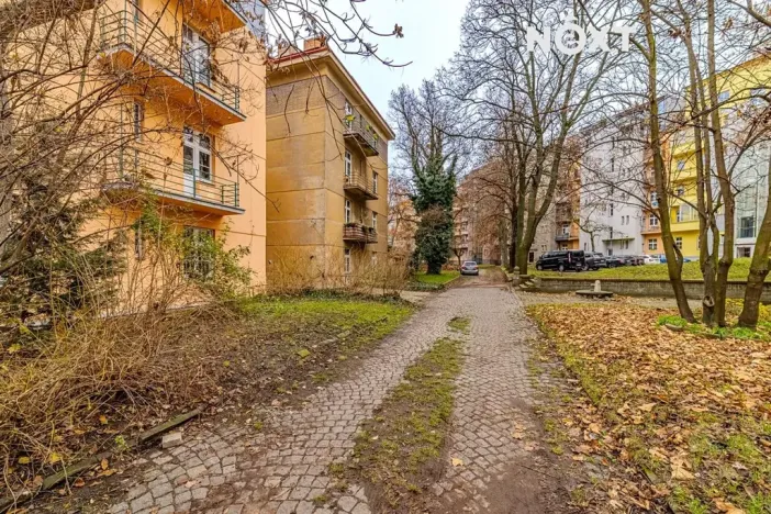Pronájem bytu 2+kk, Praha - Nusle, Lounských, 38 m2