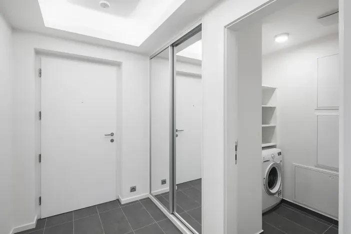 Pronájem bytu 2+kk, Praha - Libeň, Menclova, 62 m2
