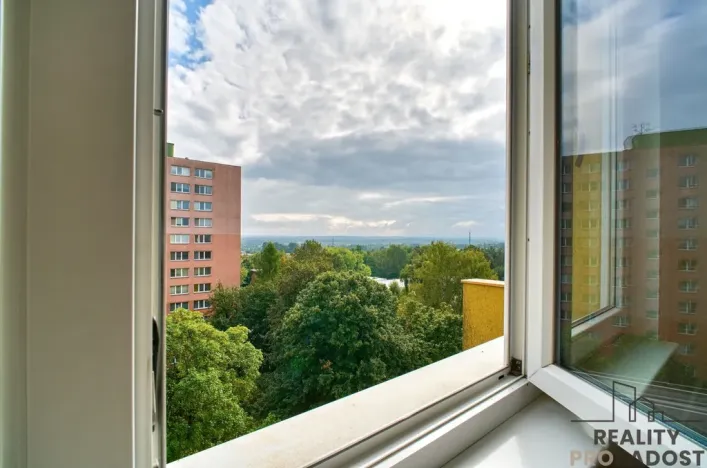 Pronájem bytu 2+kk, Ostrava - Poruba, Vietnamská, 41 m2