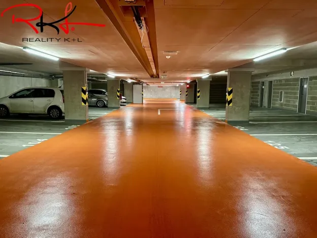 Pronájem garáže, Praha, Stočesova, 14 m2