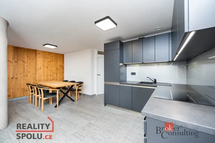 Prodej rodinného domu, 213 m2