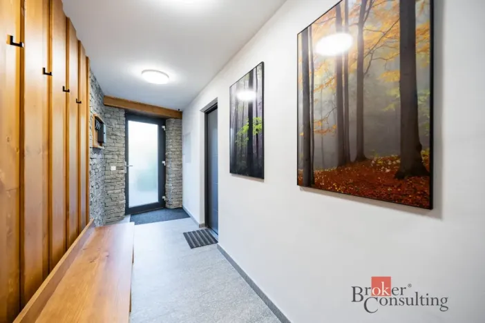 Prodej rodinného domu, Trutnov - Oblanov, 213 m2