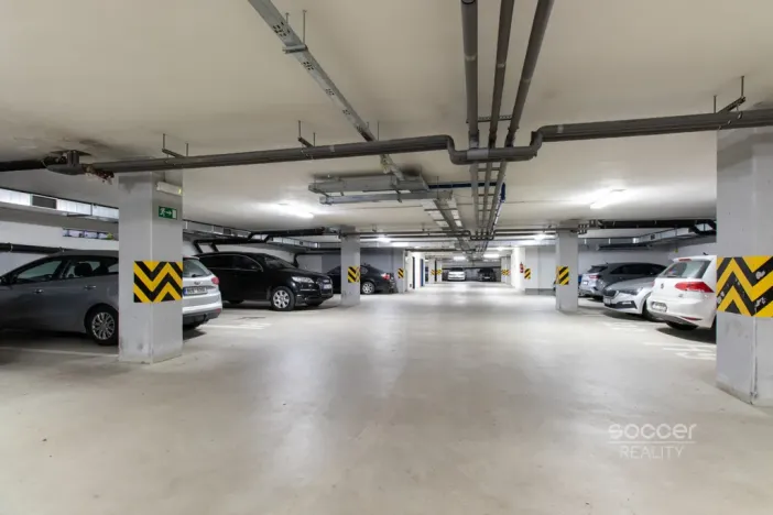 Pronájem bytu 1+kk, Praha - Bohnice, Ústavní, 59 m2