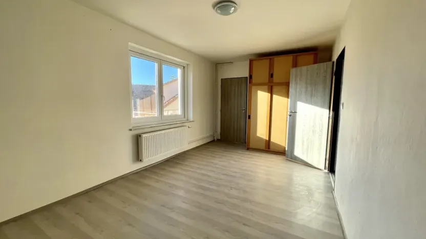 Pronájem bytu 2+1, Uherské Hradiště - Jarošov, Na Návsi, 50 m2