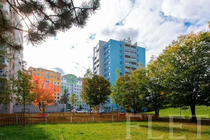 Pronájem bytu 1+kk, Praha - Letňany, Křivoklátská, 27 m2