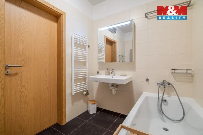 Pronájem bytu 2+kk, Olomouc - Povel, Jeremiášova, 66 m2