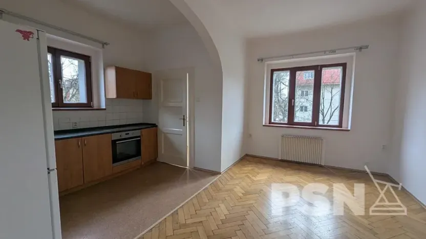 Pronájem bytu 2+kk, Praha - Kobylisy, Služská, 48 m2