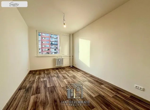 Prodej bytu 2+kk, Praha - Libuš, Smotlachova, 44 m2