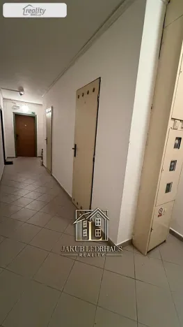 Prodej bytu 2+kk, Praha - Libuš, Smotlachova, 44 m2