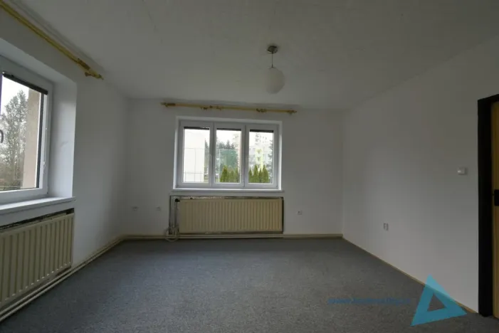 Prodej bytu 2+1, Nová Paka, Achátová, 64 m2