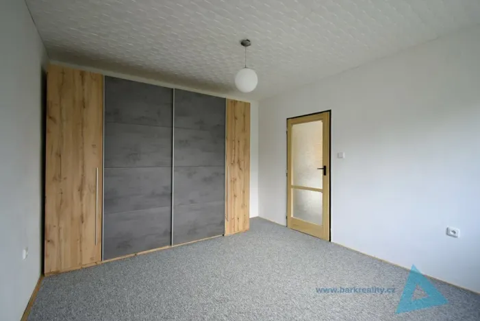 Prodej bytu 2+1, Nová Paka, Achátová, 64 m2