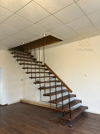 Pronájem bytu 3+1, Ústí nad Labem - Ústí nad Labem-centrum, Králova výšina, 105 m2