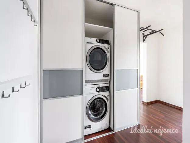 Pronájem bytu 2+kk, Praha - Troja, Lublinská, 66 m2