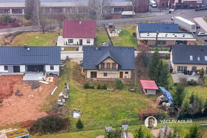 Prodej rodinného domu, Pecka, 176 m2