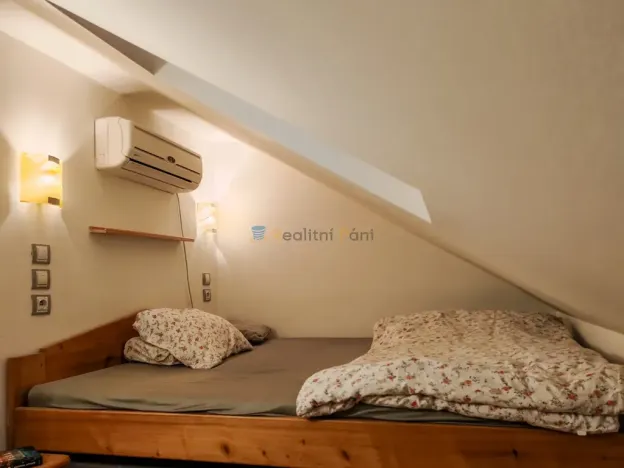 Pronájem atypického bytu, Beroun, Pražská, 40 m2