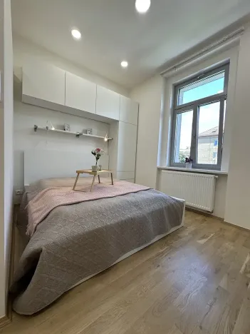 Pronájem bytu 1+1, Praha - Libeň, Kovářská, 35 m2