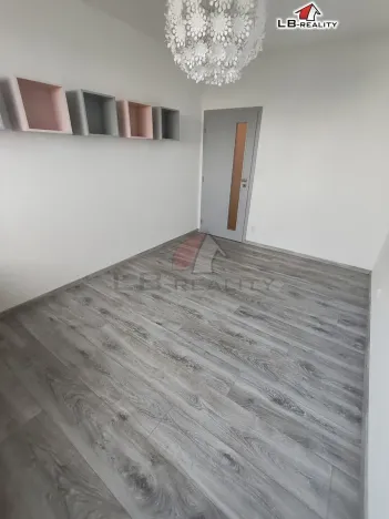 Pronájem bytu 3+kk, Nymburk, Ke Strouze, 90 m2