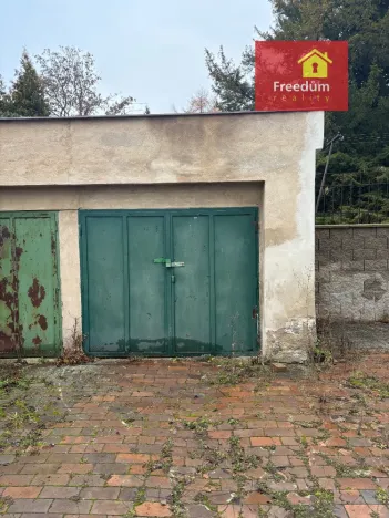 Pronájem garáže, Teplice, Pod Doubravkou, 17 m2