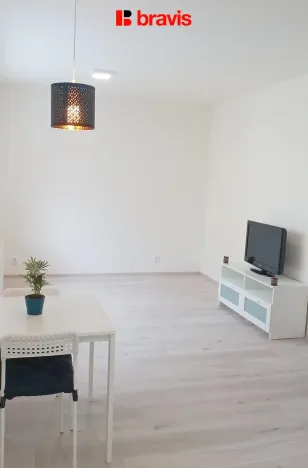 Pronájem bytu 1+kk, Brno - Žebětín, Žabí, 33 m2