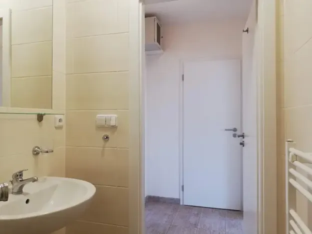 Pronájem bytu 1+kk, Praha - Holešovice, Malá Plynární, 33 m2