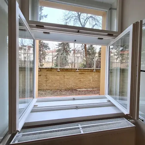 Pronájem bytu 1+kk, Praha - Bubeneč, U zeměpisného ústavu, 26 m2