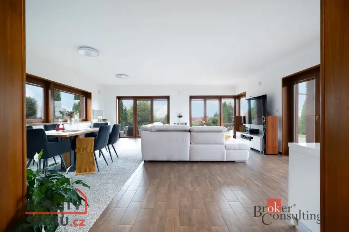 Prodej rodinného domu, Kly - Hoření Vinice, 288 m2