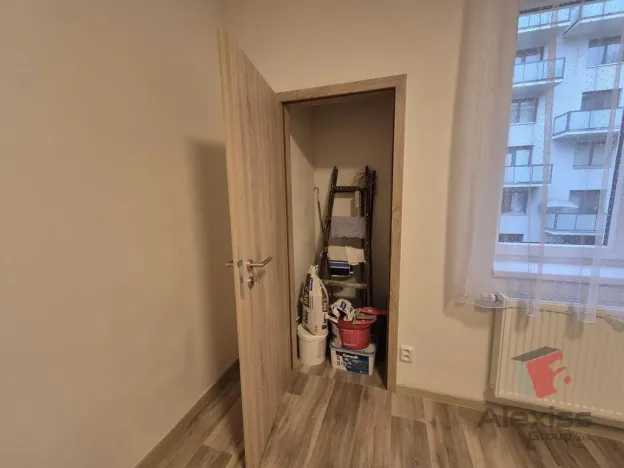 Pronájem bytu 3+kk, Praha - Smíchov, Vrázova, 76 m2