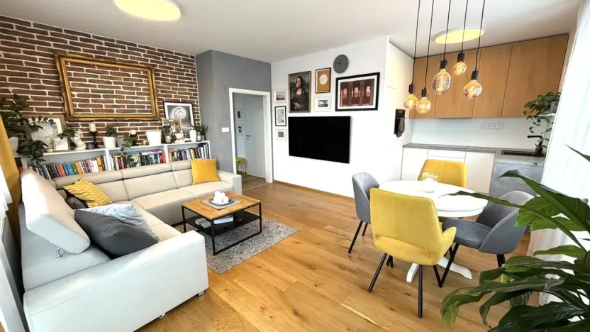 Prodej bytu 2+kk, Horoměřice, Žižkova, 53 m2