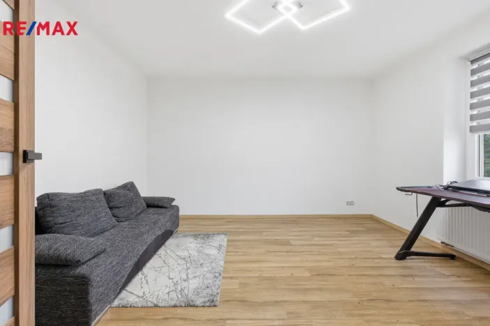 Prodej bytu 4+kk, Karlovy Vary - Tašovice, Slovanská, 96 m2
