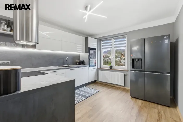 Prodej bytu 4+kk, Karlovy Vary - Tašovice, Slovanská, 96 m2