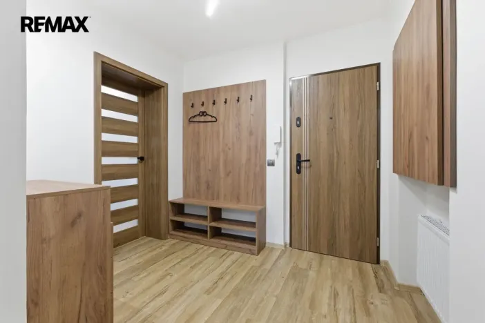 Prodej bytu 4+kk, Karlovy Vary - Tašovice, Slovanská, 96 m2