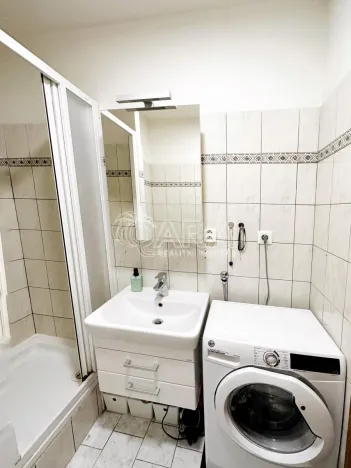 Pronájem bytu 2+kk, Praha, Dalimilova, 52 m2