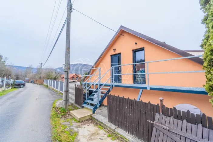 Pronájem bytu 4+kk, Srbsko, Nad Kapličkou, 180 m2