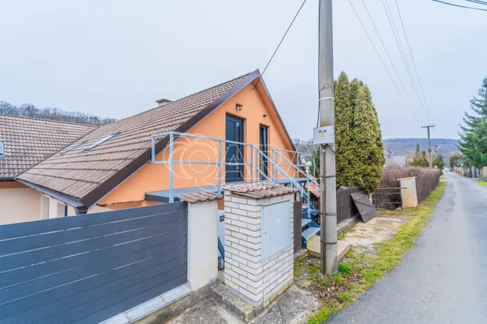 Pronájem bytu 4+kk, Srbsko, Nad Kapličkou, 180 m2