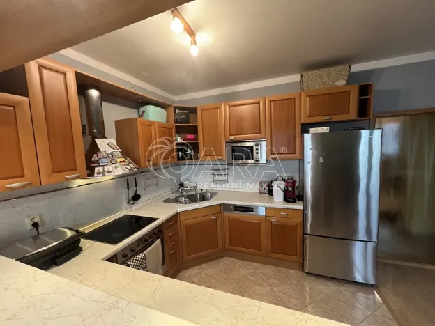 Pronájem bytu 3+1, Praha - Kbely, Toužimská, 135 m2