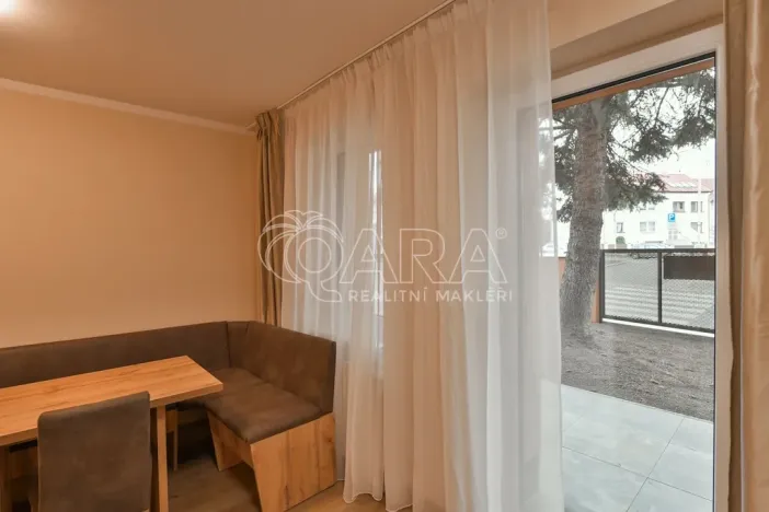 Pronájem bytu 1+1, Praha - Střížkov, Chrastavská, 30 m2